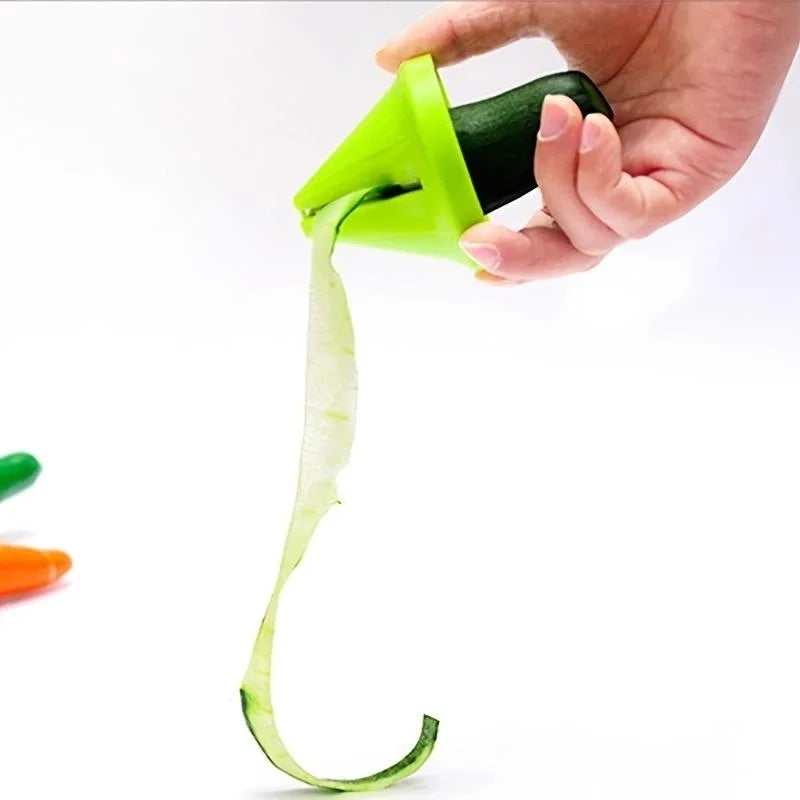 Rotating Spiral Vegetable Slicer